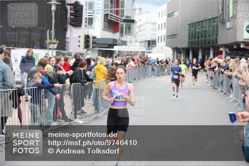 12.06.2026 - Holstenköstenlauf Andreas Tolksdorf http://msf.ph/oto/9746410 12.06.2026 19:39:09 Laufen 4815 meine-sportfotos.de