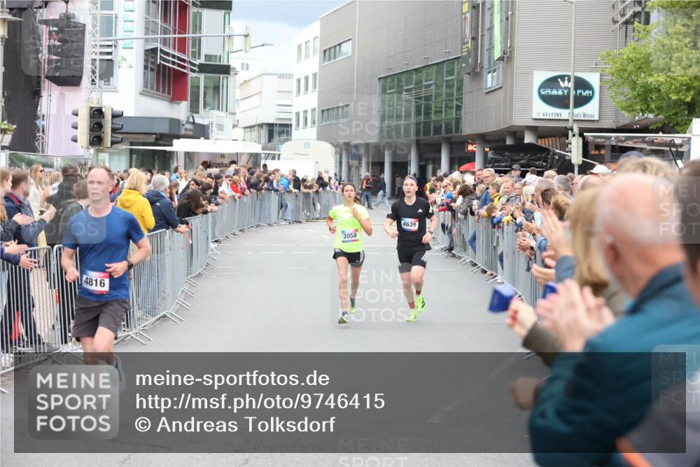 12.06.2026 - Holstenköstenlauf Andreas Tolksdorf http://msf.ph/oto/9746415 12.06.2026 19:39:13 Laufen 4816, 3058, 4639 meine-sportfotos.de
