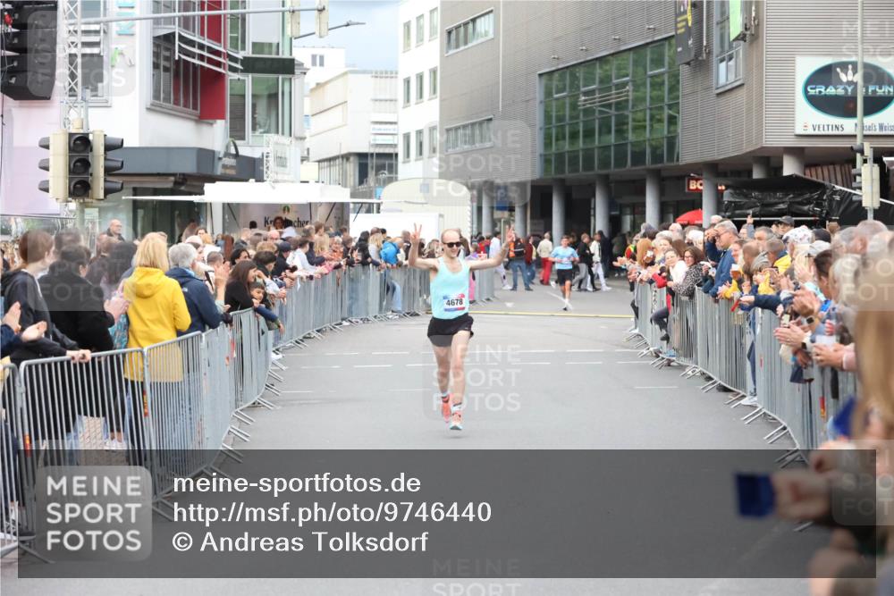12.06.2026 - Holstenköstenlauf Andreas Tolksdorf http://msf.ph/oto/9746440 12.06.2026 19:40:18 Laufen 4678 meine-sportfotos.de