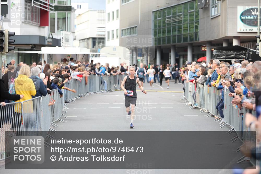 12.06.2026 - Holstenköstenlauf Andreas Tolksdorf http://msf.ph/oto/9746473 12.06.2026 19:41:13 Laufen 1700 meine-sportfotos.de