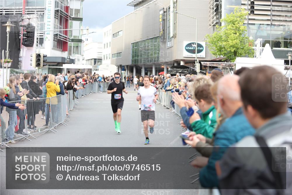 12.06.2026 - Holstenköstenlauf Andreas Tolksdorf http://msf.ph/oto/9746515 12.06.2026 19:42:41 Laufen 3235, 3075 meine-sportfotos.de