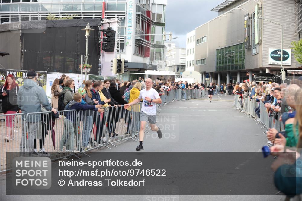 12.06.2026 - Holstenköstenlauf Andreas Tolksdorf http://msf.ph/oto/9746522 12.06.2026 19:42:52 Laufen 20, 3786 meine-sportfotos.de