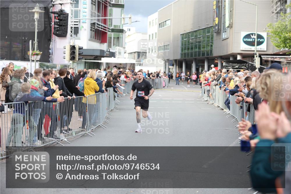 12.06.2026 - Holstenköstenlauf Andreas Tolksdorf http://msf.ph/oto/9746534 12.06.2026 19:43:13 Laufen 4862 meine-sportfotos.de
