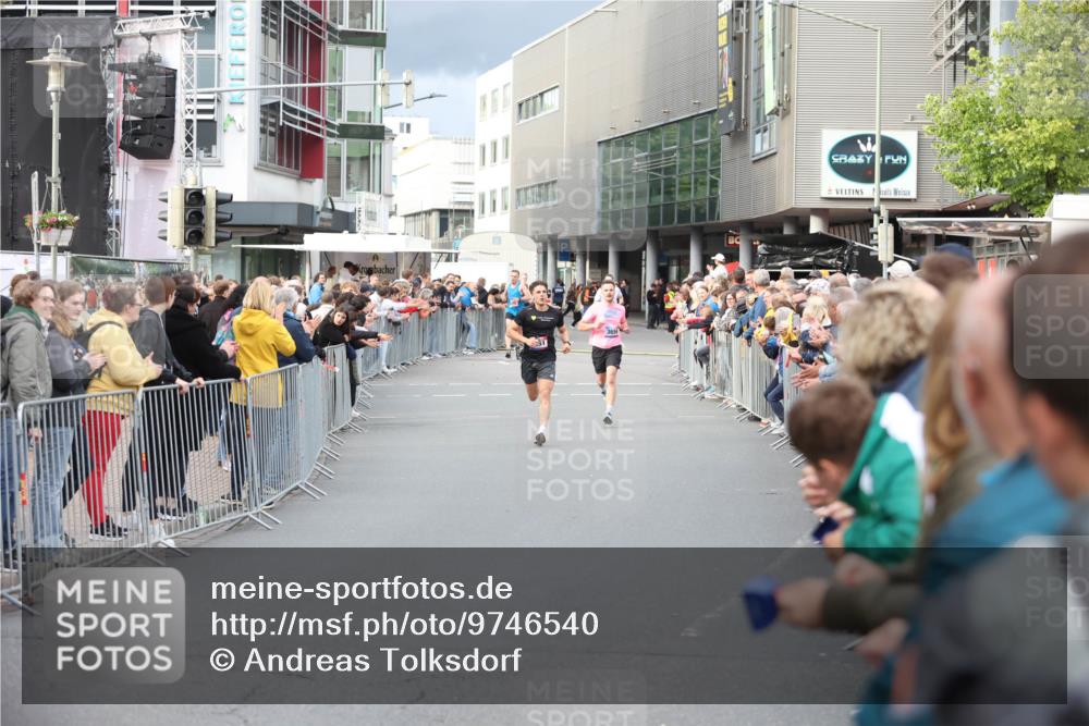 12.06.2026 - Holstenköstenlauf Andreas Tolksdorf http://msf.ph/oto/9746540 12.06.2026 19:43:24 Laufen  meine-sportfotos.de