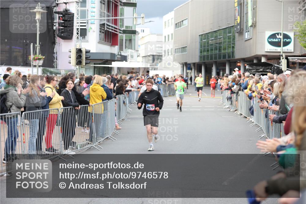 12.06.2026 - Holstenköstenlauf Andreas Tolksdorf http://msf.ph/oto/9746578 12.06.2026 19:44:13 Laufen 4570 meine-sportfotos.de