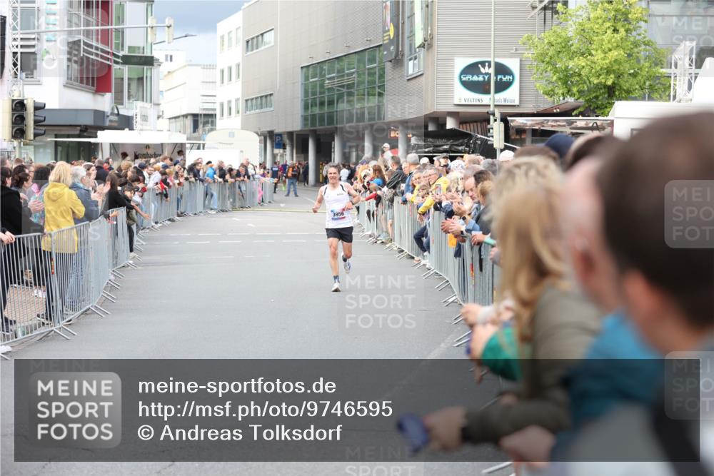 12.06.2026 - Holstenköstenlauf Andreas Tolksdorf http://msf.ph/oto/9746595 12.06.2026 19:44:34 Laufen 3956 meine-sportfotos.de