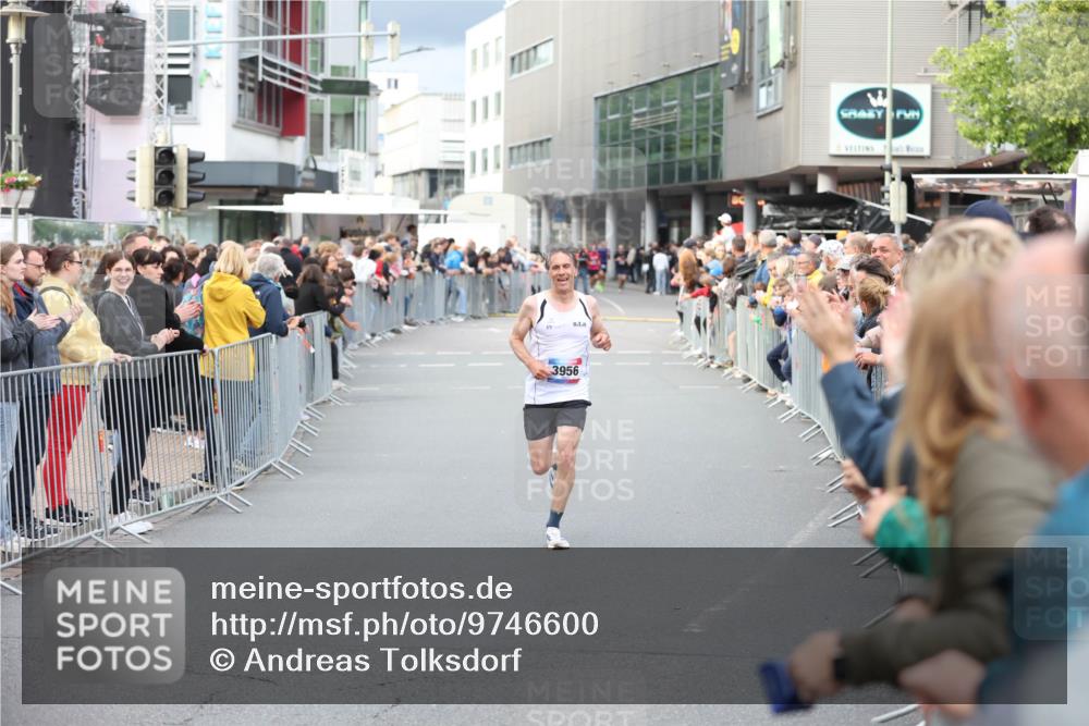 12.06.2026 - Holstenköstenlauf Andreas Tolksdorf http://msf.ph/oto/9746600 12.06.2026 19:44:36 Laufen 3956 meine-sportfotos.de