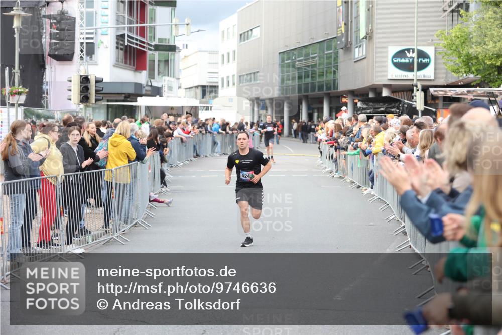 12.06.2026 - Holstenköstenlauf Andreas Tolksdorf http://msf.ph/oto/9746636 12.06.2026 19:45:34 Laufen 424 meine-sportfotos.de