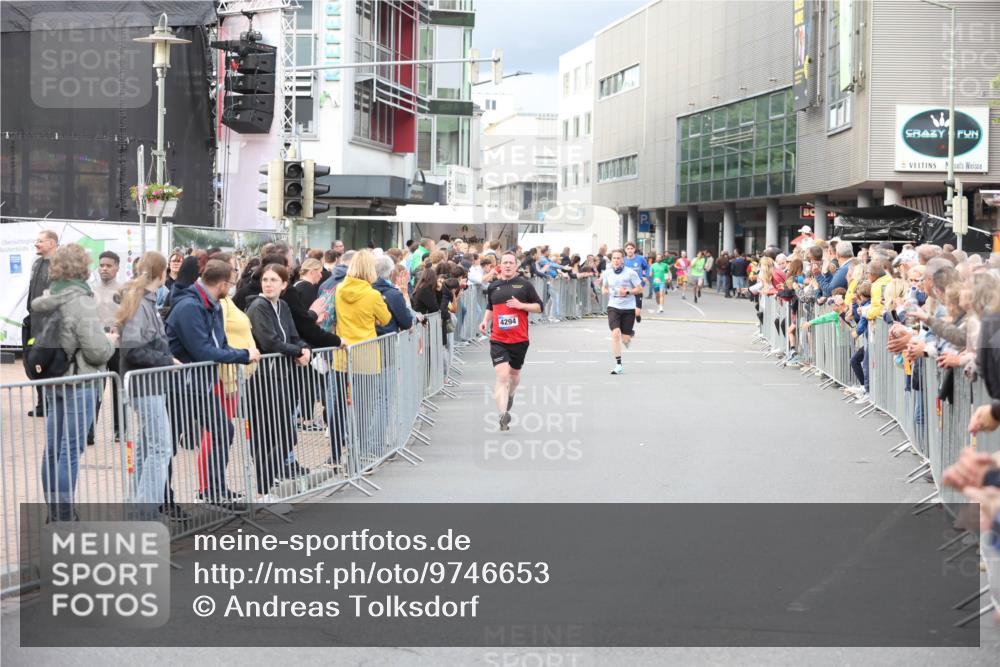 12.06.2026 - Holstenköstenlauf Andreas Tolksdorf http://msf.ph/oto/9746653 12.06.2026 19:46:08 Laufen 2, 4294 meine-sportfotos.de