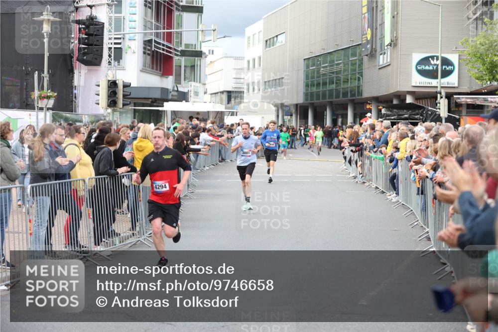 12.06.2026 - Holstenköstenlauf Andreas Tolksdorf http://msf.ph/oto/9746658 12.06.2026 19:46:11 Laufen 4294, 3881 meine-sportfotos.de