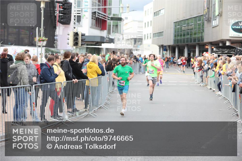 12.06.2026 - Holstenköstenlauf Andreas Tolksdorf http://msf.ph/oto/9746665 12.06.2026 19:46:23 Laufen 4648, 4193 meine-sportfotos.de