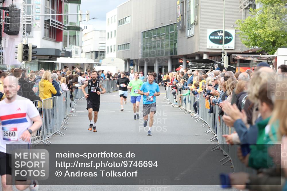 12.06.2026 - Holstenköstenlauf Andreas Tolksdorf http://msf.ph/oto/9746694 12.06.2026 19:46:46 Laufen 3560, 938, 4192, 3617 meine-sportfotos.de