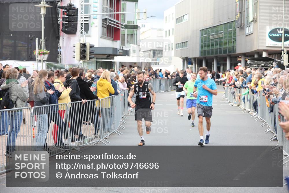 12.06.2026 - Holstenköstenlauf Andreas Tolksdorf http://msf.ph/oto/9746696 12.06.2026 19:46:47 Laufen 09981, 3209, 3617 meine-sportfotos.de