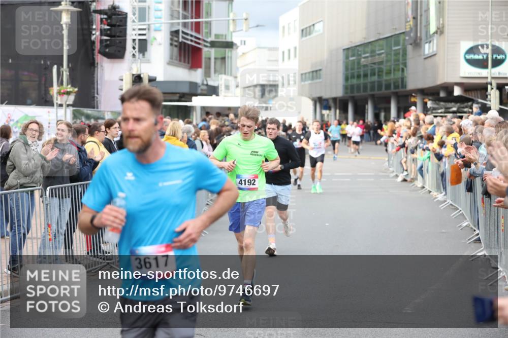 12.06.2026 - Holstenköstenlauf Andreas Tolksdorf http://msf.ph/oto/9746697 12.06.2026 19:46:50 Laufen 3617, 4192 meine-sportfotos.de