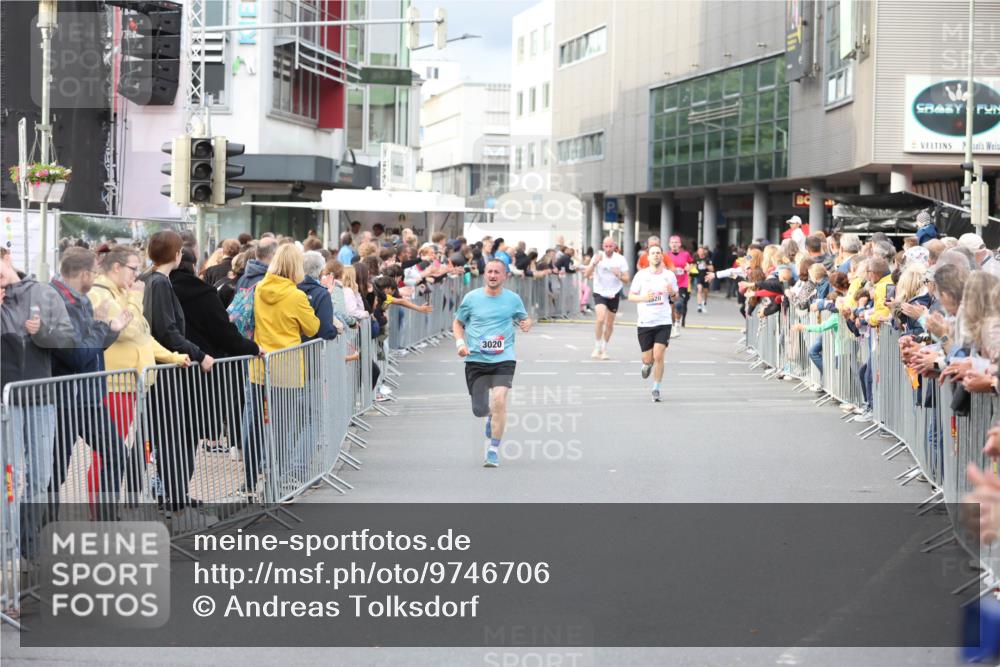 12.06.2026 - Holstenköstenlauf Andreas Tolksdorf http://msf.ph/oto/9746706 12.06.2026 19:46:59 Laufen 3020, 520 meine-sportfotos.de