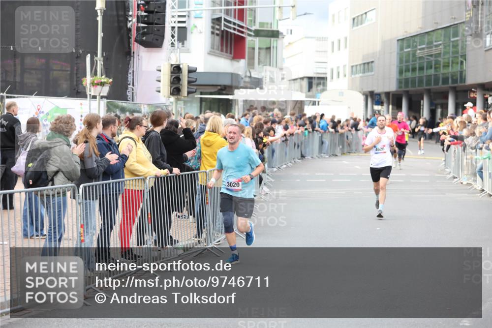 12.06.2026 - Holstenköstenlauf Andreas Tolksdorf http://msf.ph/oto/9746711 12.06.2026 19:47:00 Laufen 3020, 4620 meine-sportfotos.de