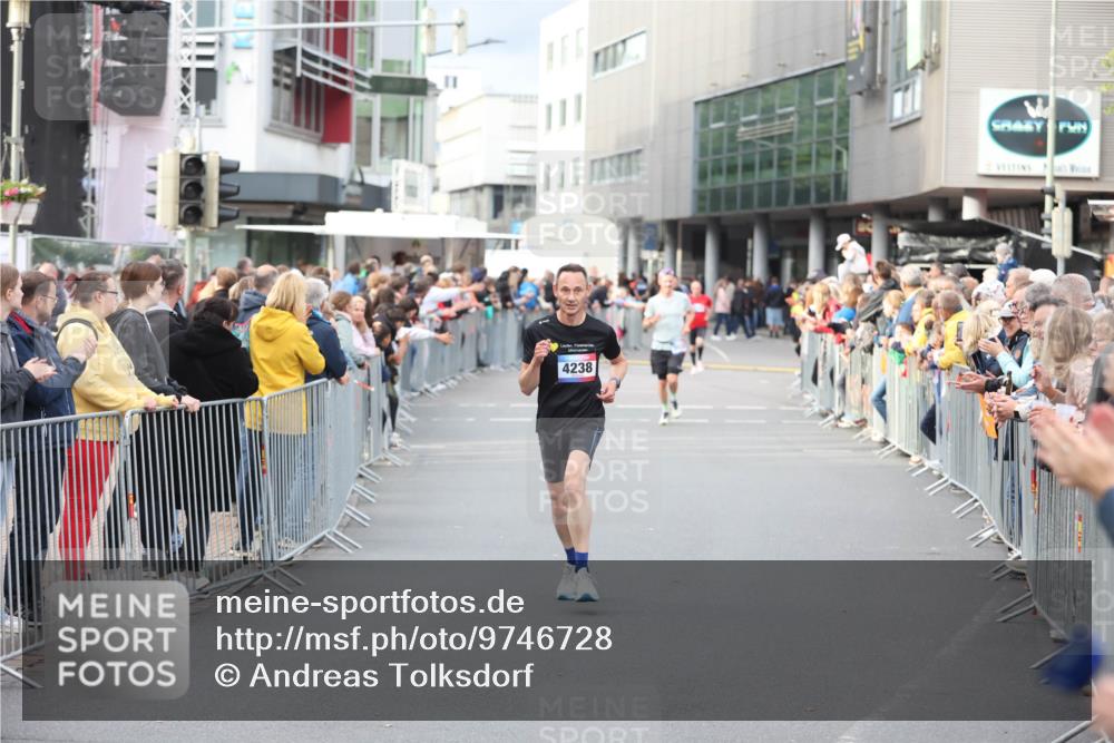 12.06.2026 - Holstenköstenlauf Andreas Tolksdorf http://msf.ph/oto/9746728 12.06.2026 19:47:13 Laufen 4238 meine-sportfotos.de