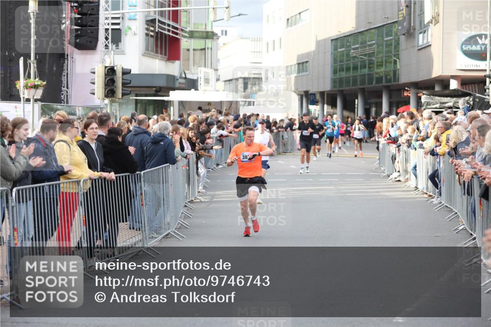 12.06.2026 - Holstenköstenlauf Andreas Tolksdorf http://msf.ph/oto/9746743 12.06.2026 19:47:32 Laufen 38 meine-sportfotos.de