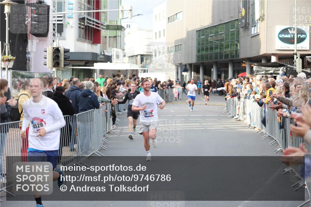 12.06.2026 - Holstenköstenlauf Andreas Tolksdorf http://msf.ph/oto/9746786 12.06.2026 19:48:11 Laufen 4528, 4175 meine-sportfotos.de