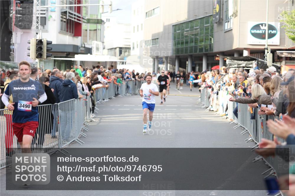 12.06.2026 - Holstenköstenlauf Andreas Tolksdorf http://msf.ph/oto/9746795 12.06.2026 19:48:16 Laufen 4115, 3490 meine-sportfotos.de