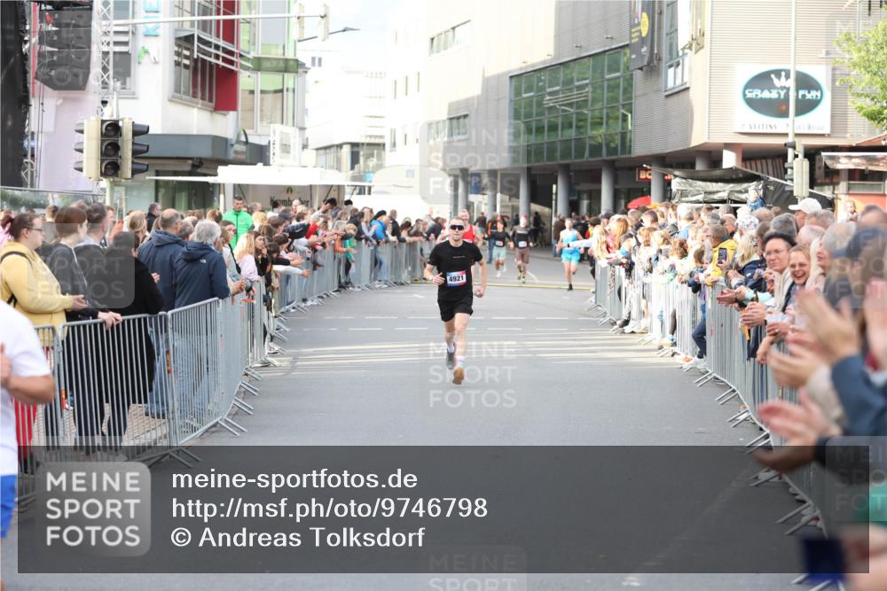 12.06.2026 - Holstenköstenlauf Andreas Tolksdorf http://msf.ph/oto/9746798 12.06.2026 19:48:19 Laufen 4921 meine-sportfotos.de
