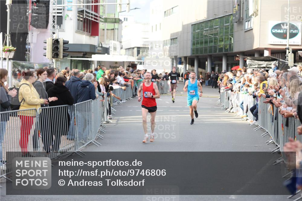 12.06.2026 - Holstenköstenlauf Andreas Tolksdorf http://msf.ph/oto/9746806 12.06.2026 19:48:25 Laufen 3, 7, 3850 meine-sportfotos.de
