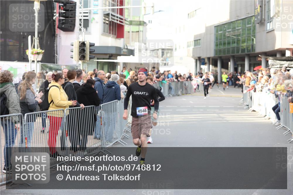 12.06.2026 - Holstenköstenlauf Andreas Tolksdorf http://msf.ph/oto/9746812 12.06.2026 19:48:33 Laufen 4546 meine-sportfotos.de