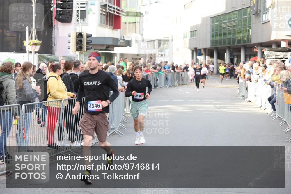 12.06.2026 - Holstenköstenlauf Andreas Tolksdorf http://msf.ph/oto/9746814 12.06.2026 19:48:34 Laufen 4546, 3193 meine-sportfotos.de