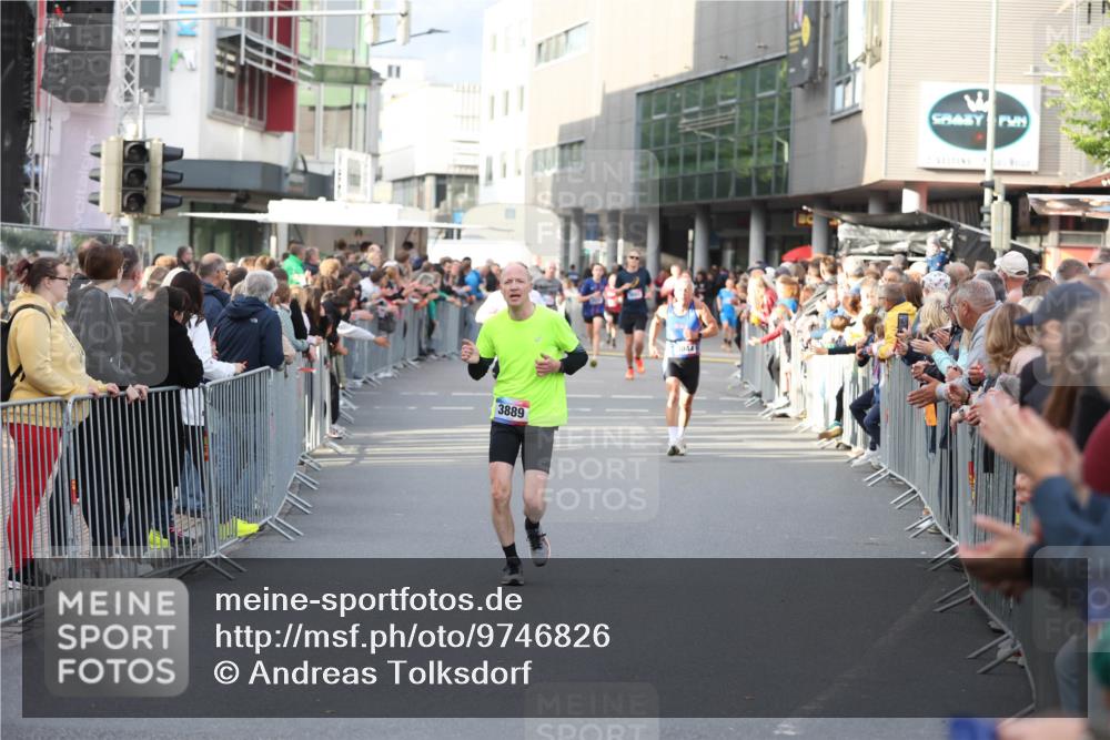 12.06.2026 - Holstenköstenlauf Andreas Tolksdorf http://msf.ph/oto/9746826 12.06.2026 19:48:49 Laufen 3889 meine-sportfotos.de