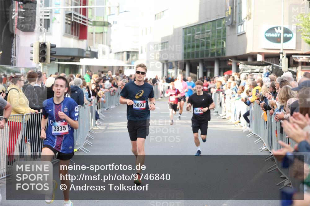 12.06.2026 - Holstenköstenlauf Andreas Tolksdorf http://msf.ph/oto/9746840 12.06.2026 19:48:57 Laufen 10, 3935, 3693, 3533 meine-sportfotos.de