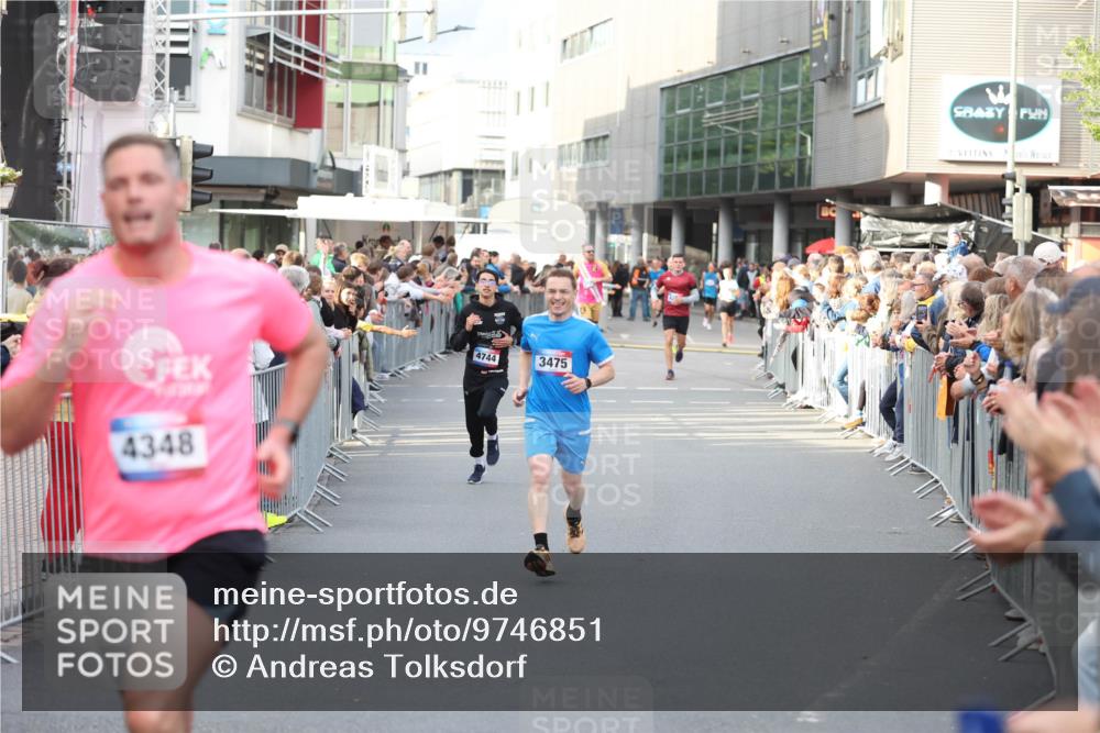 12.06.2026 - Holstenköstenlauf Andreas Tolksdorf http://msf.ph/oto/9746851 12.06.2026 19:49:03 Laufen 4744, 3475, 4348 meine-sportfotos.de