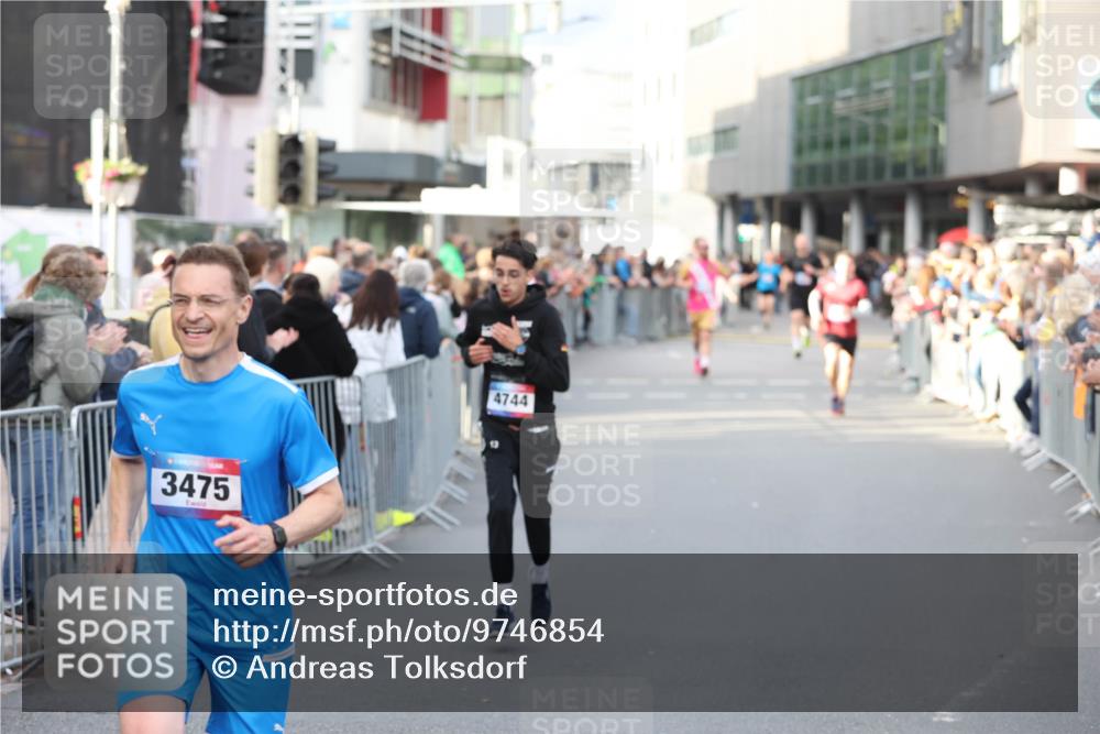 12.06.2026 - Holstenköstenlauf Andreas Tolksdorf http://msf.ph/oto/9746854 12.06.2026 19:49:06 Laufen 3475, 4744 meine-sportfotos.de