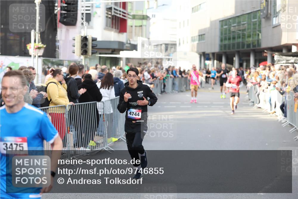 12.06.2026 - Holstenköstenlauf Andreas Tolksdorf http://msf.ph/oto/9746855 12.06.2026 19:49:06 Laufen 4744, 3475 meine-sportfotos.de