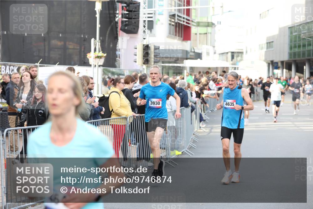 12.06.2026 - Holstenköstenlauf Andreas Tolksdorf http://msf.ph/oto/9746874 12.06.2026 19:49:21 Laufen 3930, 4635 meine-sportfotos.de