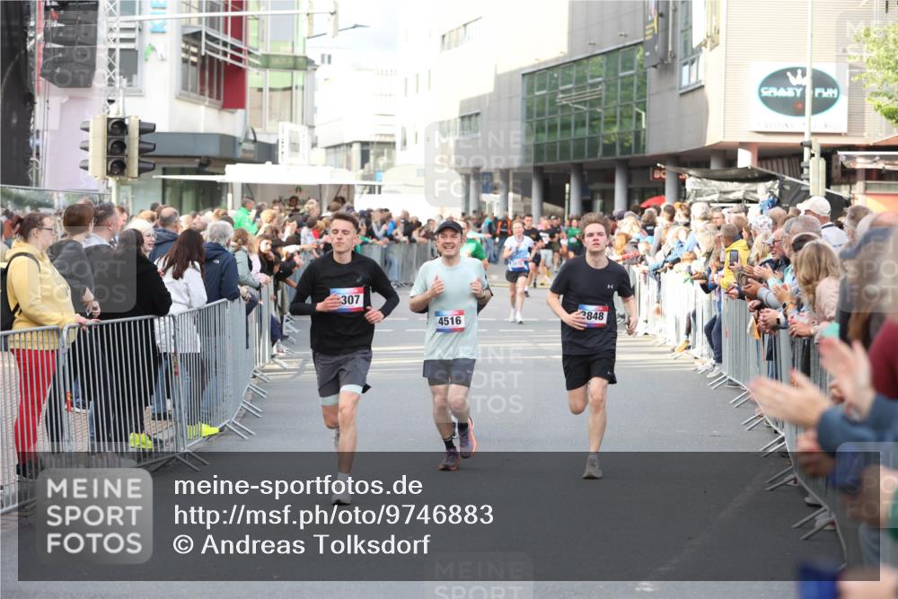 12.06.2026 - Holstenköstenlauf Andreas Tolksdorf http://msf.ph/oto/9746883 12.06.2026 19:49:26 Laufen 307, 4516, 2848 meine-sportfotos.de