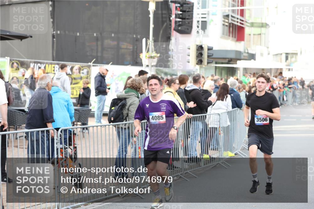 12.06.2026 - Holstenköstenlauf Andreas Tolksdorf http://msf.ph/oto/9746979 12.06.2026 19:50:46 Laufen 4085, 3506 meine-sportfotos.de