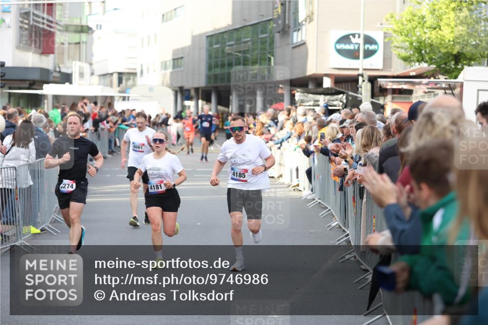 12.06.2026 - Holstenköstenlauf Andreas Tolksdorf http://msf.ph/oto/9746986 12.06.2026 19:50:52 Laufen 4661, 4185, 274, 4181 meine-sportfotos.de