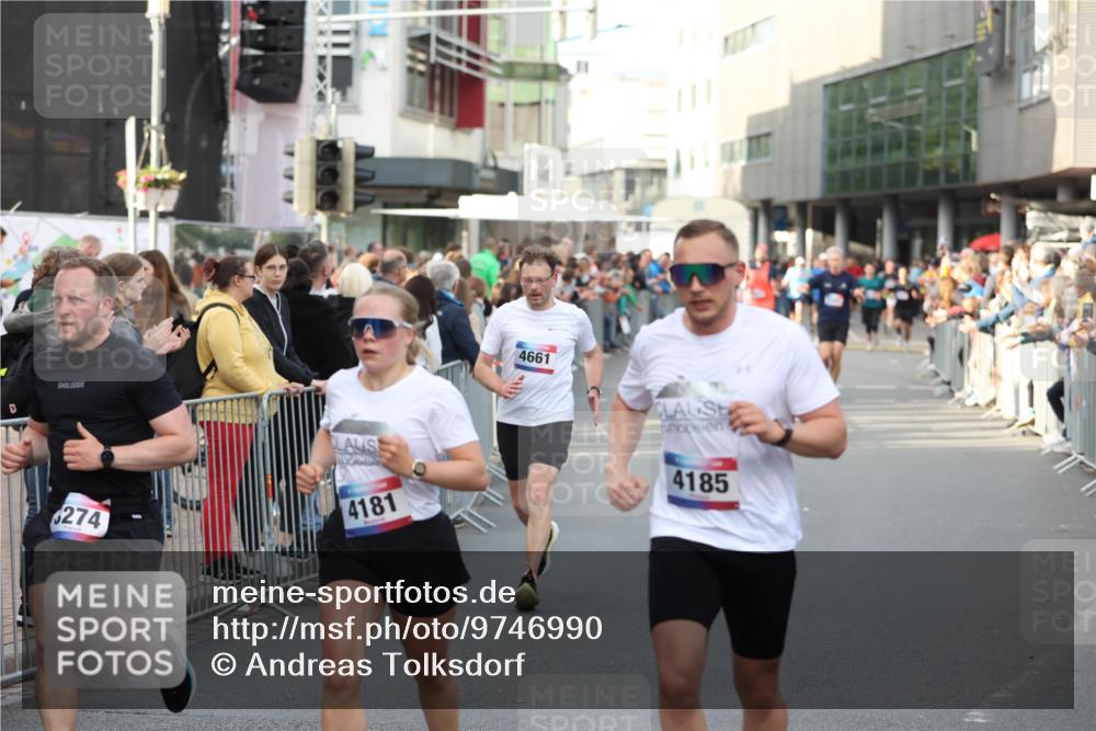 12.06.2026 - Holstenköstenlauf Andreas Tolksdorf http://msf.ph/oto/9746990 12.06.2026 19:50:54 Laufen 274, 4181, 4661, 4185 meine-sportfotos.de