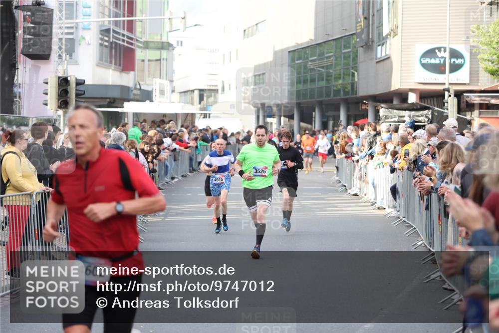 12.06.2026 - Holstenköstenlauf Andreas Tolksdorf http://msf.ph/oto/9747012 12.06.2026 19:51:13 Laufen 4602, 4915, 3525, 38 meine-sportfotos.de