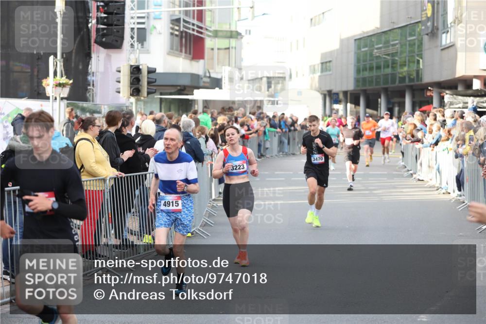 12.06.2026 - Holstenköstenlauf Andreas Tolksdorf http://msf.ph/oto/9747018 12.06.2026 19:51:17 Laufen 4915, 3223, 3470 meine-sportfotos.de