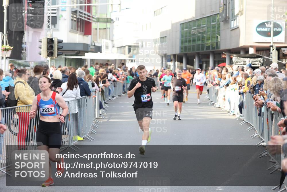 12.06.2026 - Holstenköstenlauf Andreas Tolksdorf http://msf.ph/oto/9747019 12.06.2026 19:51:18 Laufen 3223, 3470, 4719 meine-sportfotos.de