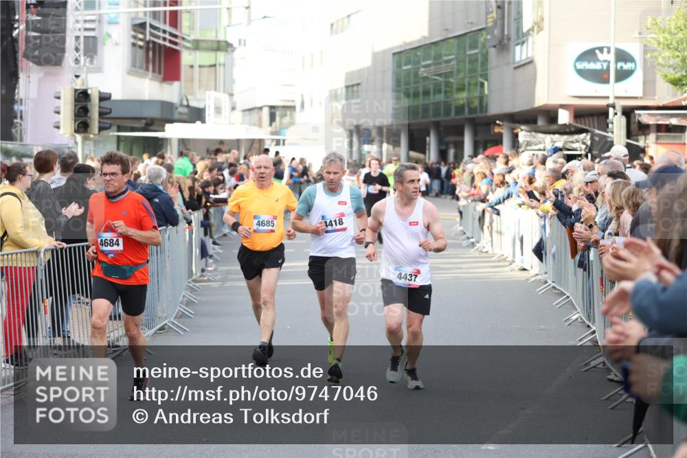 12.06.2026 - Holstenköstenlauf Andreas Tolksdorf http://msf.ph/oto/9747046 12.06.2026 19:51:32 Laufen 4685, 1418, 4684, 4437 meine-sportfotos.de