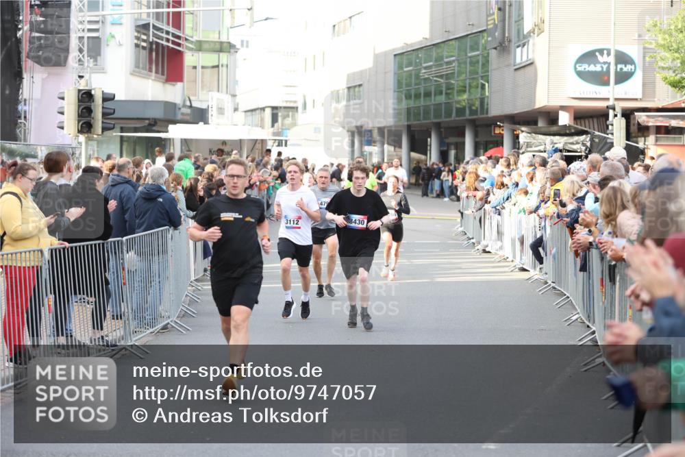 12.06.2026 - Holstenköstenlauf Andreas Tolksdorf http://msf.ph/oto/9747057 12.06.2026 19:51:37 Laufen 3112, 479, 8430 meine-sportfotos.de