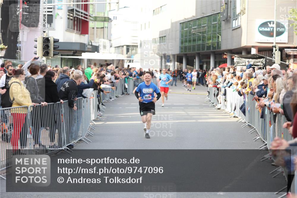 12.06.2026 - Holstenköstenlauf Andreas Tolksdorf http://msf.ph/oto/9747096 12.06.2026 19:52:10 Laufen 3526 meine-sportfotos.de