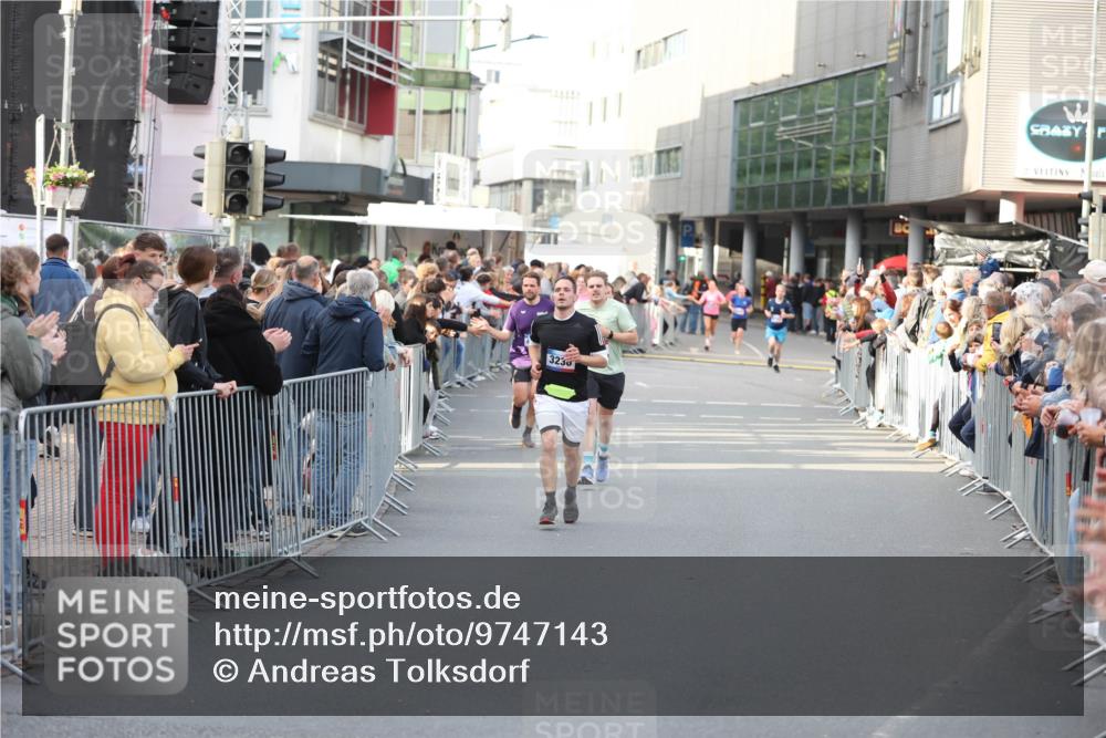 12.06.2026 - Holstenköstenlauf Andreas Tolksdorf http://msf.ph/oto/9747143 12.06.2026 19:52:54 Laufen 3230 meine-sportfotos.de