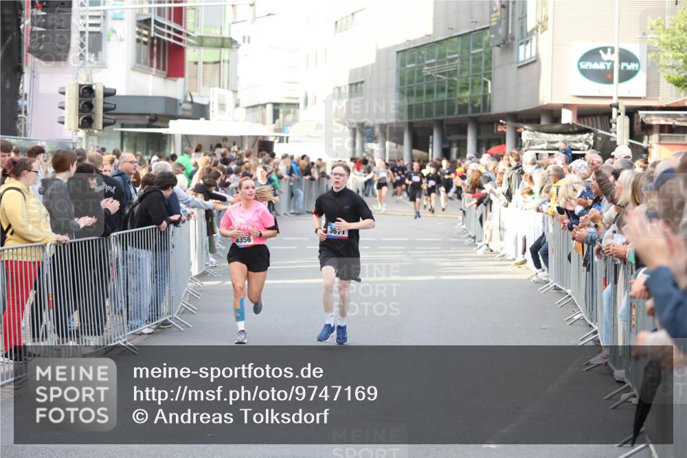 12.06.2026 - Holstenköstenlauf Andreas Tolksdorf http://msf.ph/oto/9747169 12.06.2026 19:53:14 Laufen 4356, 367 meine-sportfotos.de
