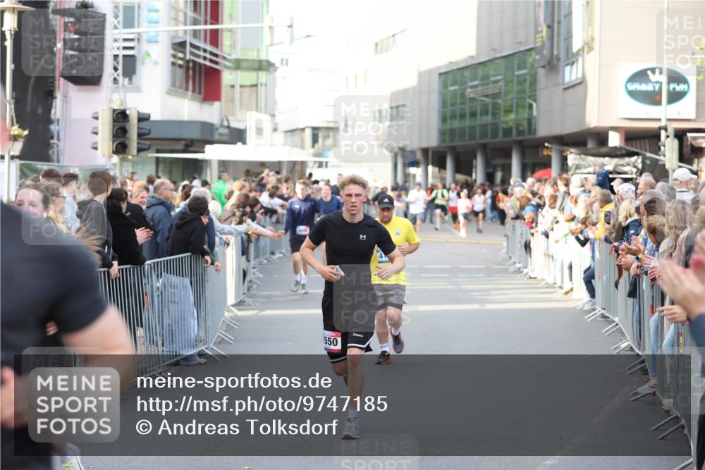 12.06.2026 - Holstenköstenlauf Andreas Tolksdorf http://msf.ph/oto/9747185 12.06.2026 19:53:28 Laufen 550 meine-sportfotos.de