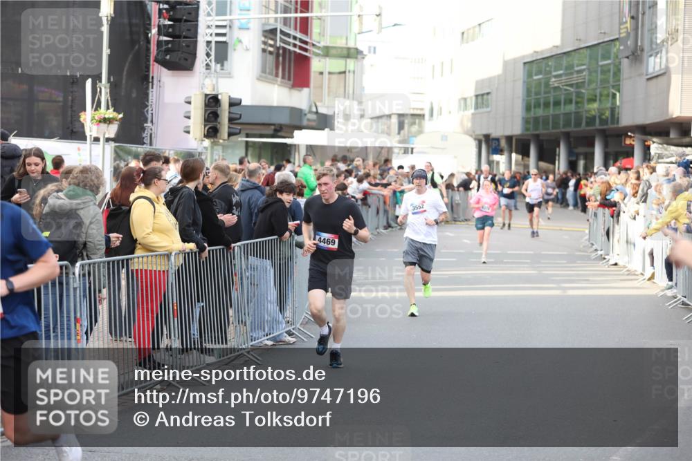 12.06.2026 - Holstenköstenlauf Andreas Tolksdorf http://msf.ph/oto/9747196 12.06.2026 19:53:37 Laufen 4469, 3552 meine-sportfotos.de