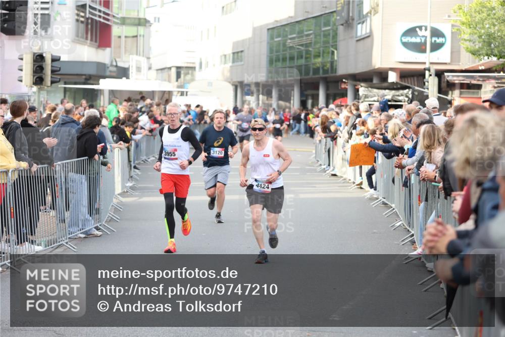 12.06.2026 - Holstenköstenlauf Andreas Tolksdorf http://msf.ph/oto/9747210 12.06.2026 19:53:47 Laufen 0, 2, 0, 3955, 3120, 4424 meine-sportfotos.de
