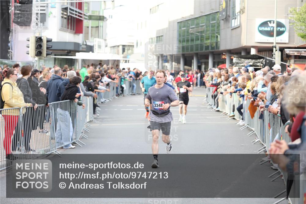 12.06.2026 - Holstenköstenlauf Andreas Tolksdorf http://msf.ph/oto/9747213 12.06.2026 19:53:55 Laufen 3348 meine-sportfotos.de